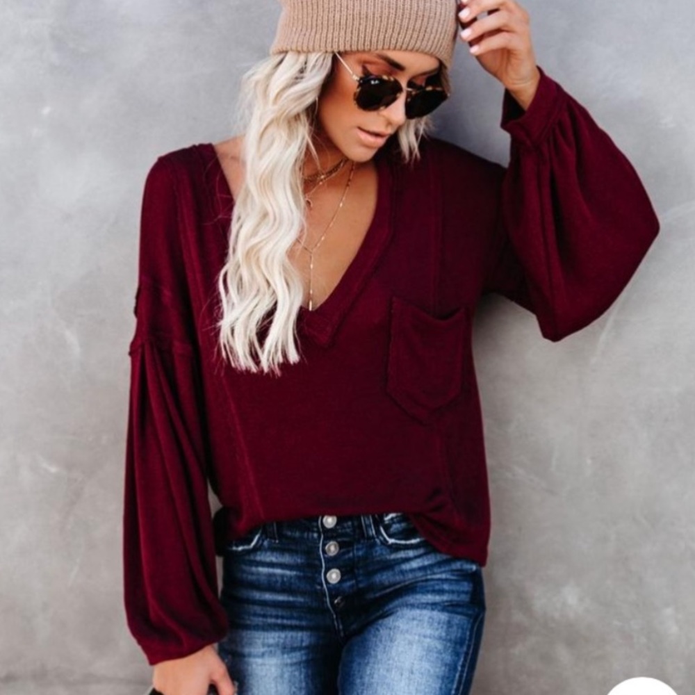 NWOT Vici Burgundy Capital Reef Sweater